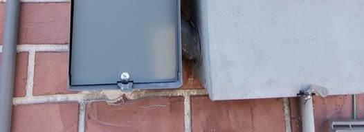 The new panel and meter box, lower half